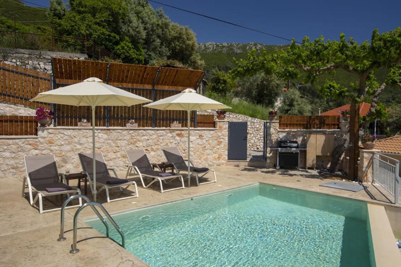 Panoutsis Villa - Sivros Lefkada Exterior photo